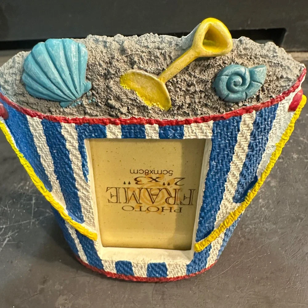 Beach Bucket Photo Frame Shell Sand‎ Shovel Nautical Coastal Decor 2x3